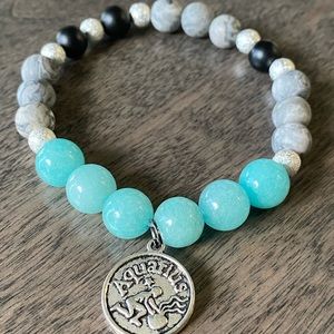 Aquamarine jade grey Jasper and onyx bracelet